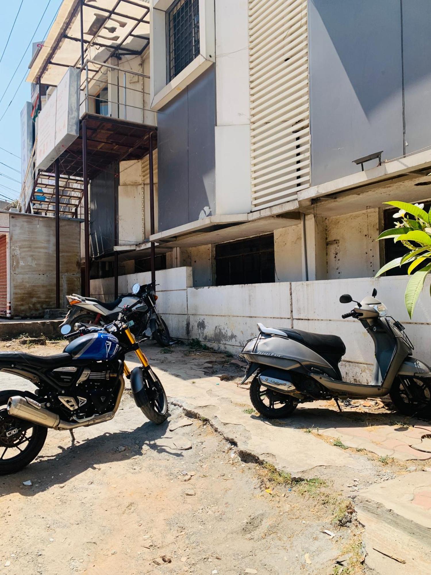 Western Silicon Hotel Kammasandra Luaran gambar